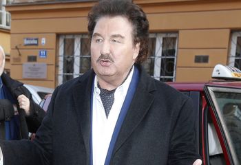 Walczył z chorobą przez 20 lat. "Na twarzy i szyi robiły mu się bruzdy, plamy"