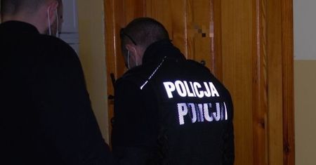 Sąsiad zadzwonił na policję. Dramatyczna interwencja u emerytów w Poznaniu