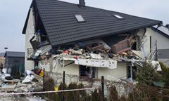 Wybuch rozerwał dom pod Kielcami. W środku rodzina