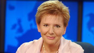 70-letnia Grażyna Bukowska po długim czasie pokazała się na wizji. Tak dziś wygląda była gwiazda TVP (ZDJĘCIA)