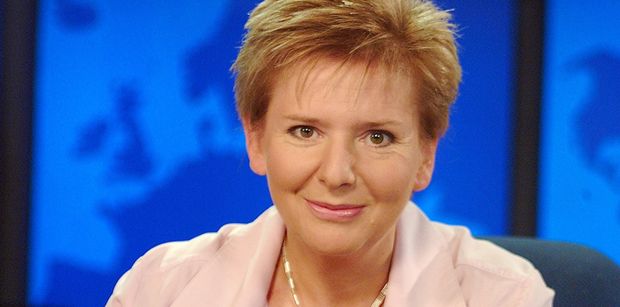 70-letnia Grażyna Bukowska po długim czasie pokazała się na wizji. Tak dziś wygląda była gwiazda TVP (ZDJĘCIA)