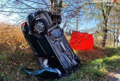 Tragiczny wypadek w Pawłowicach. Autobus zderzył się z osobówką