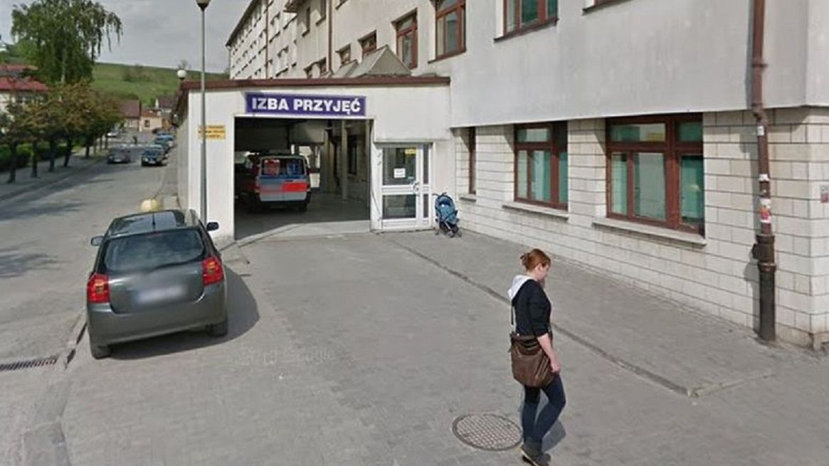 Brutalne zabójstwo przed szpitalem w Pińczowie 