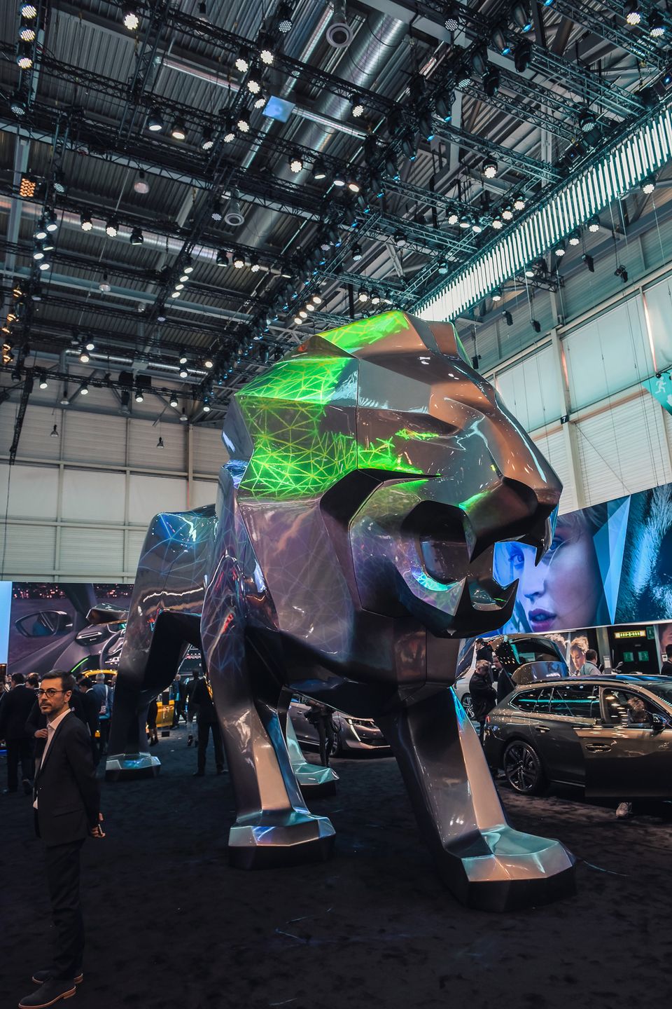Stoisko Peugeota na Geneva Motor Show 2019