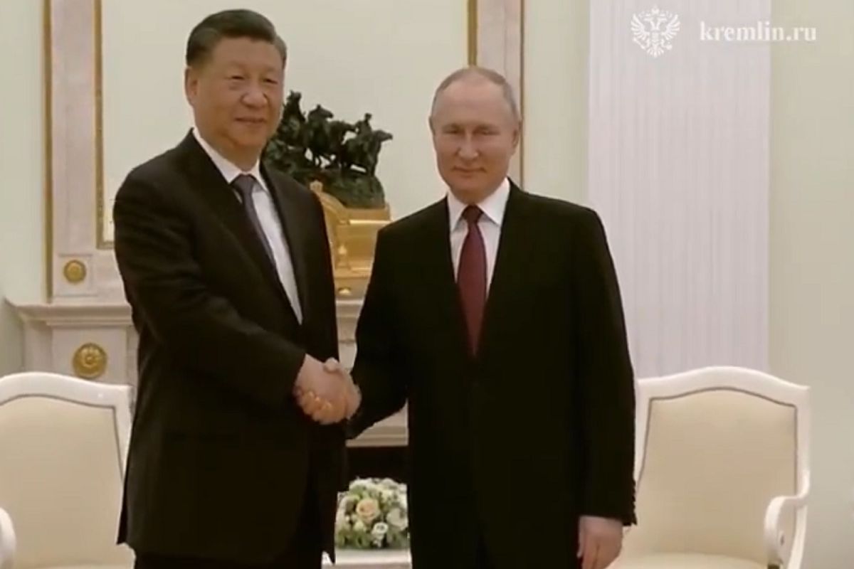 Internauci nie mają litości dla Putina i Xi Jinpinga. "Sympozjum klaunów"
