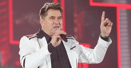 Świerzyński zachęca do inwestowania w piramidę finansową. "Zarobisz i się nie narobisz"