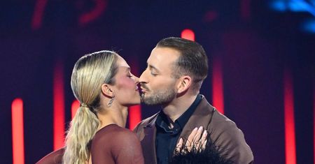 "TZG" mocno ich zbliżył. Vanessa Aleksander o relacji z Michałem Bartkiewiczem. "Jest dla mnie największą nagrodą"