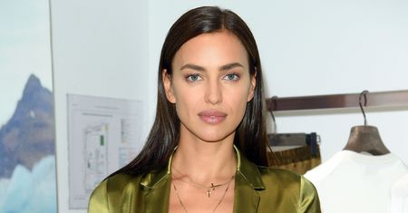 Irina Shayk w ultraseksownym stroju. Zakrywa tylko część jej ciała