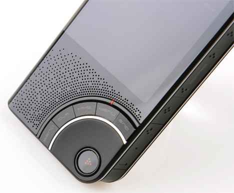 Easter Moai Phone. Futuryzm w każdym calu 3