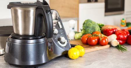 Jaki robot kuchenny wybrać? Klasyczny, planetarny czy może Thermomix? Ranking