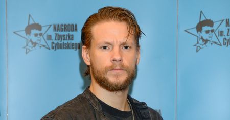 Sebastian Fabijański szczerze o przeszłości. "Mój ojciec był alkoholikiem"