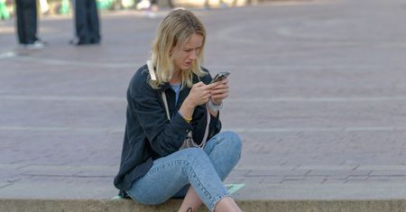 SMS zamiast e-maila. Uzasadniona metoda rekruterów