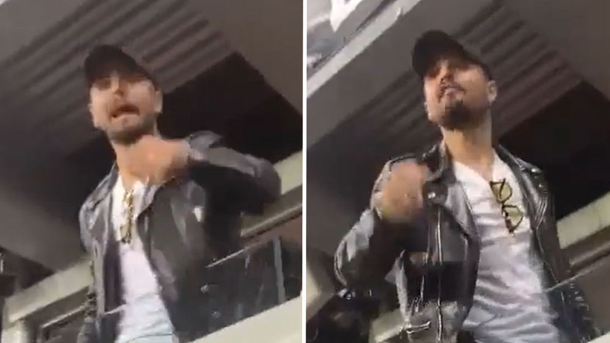 Na zdjęciu: Lorenzo Insigne podczas kłótni z kibicem