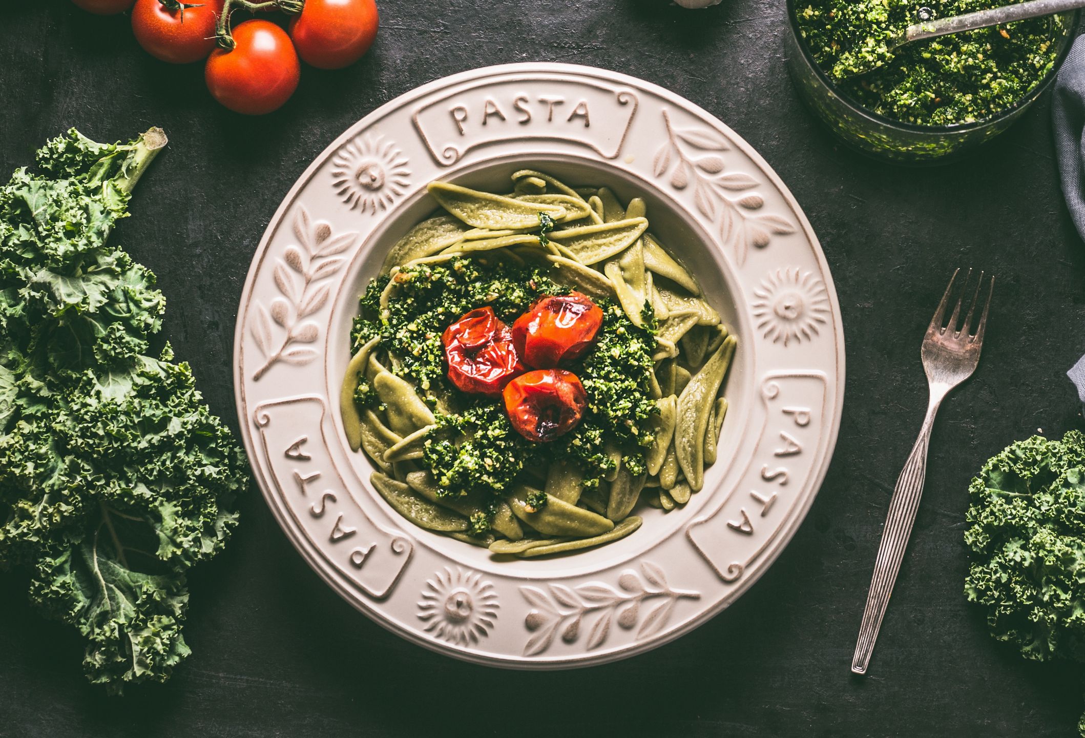 Z jarmużu można zrobić pesto