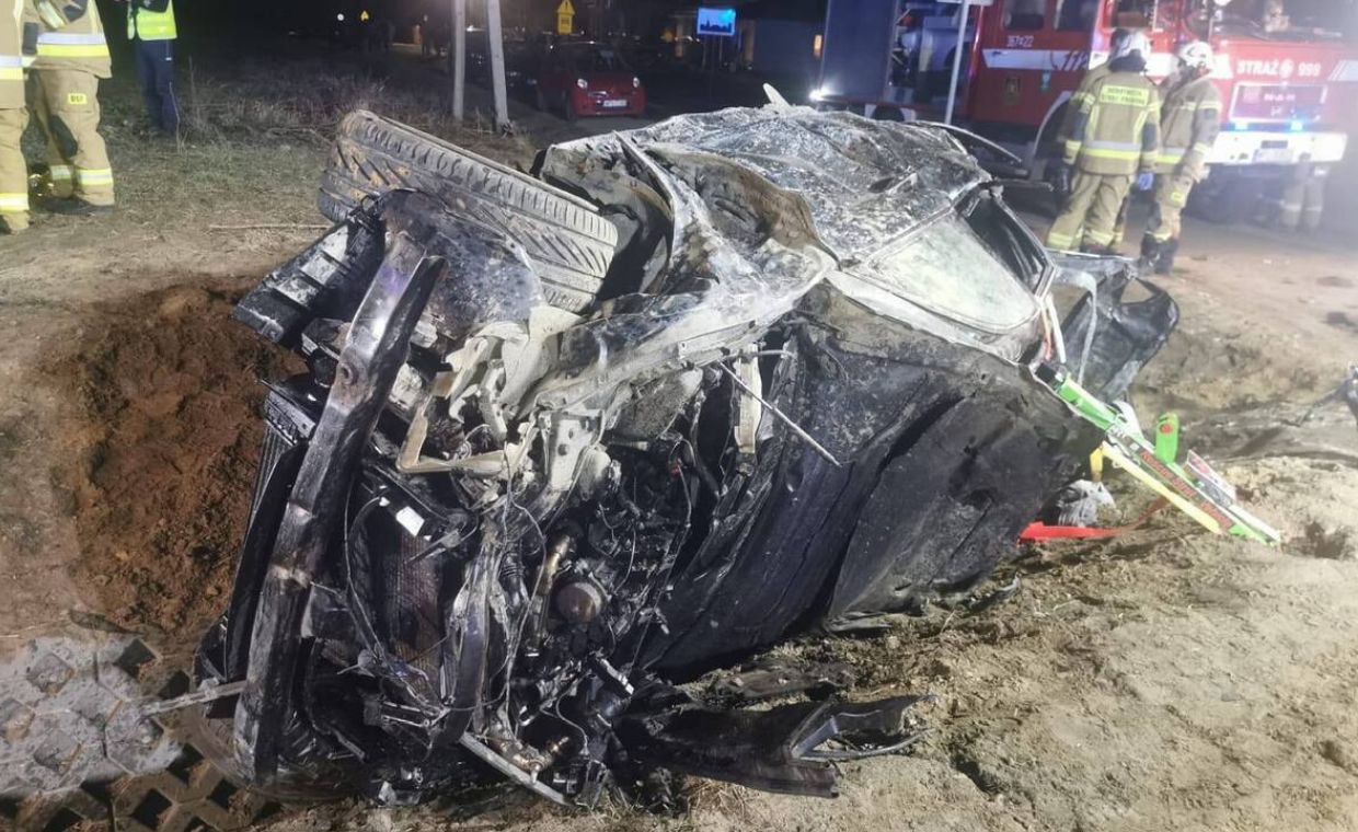 Kolejna ofiara śmiertelna wypadku pod Płockiem - zginęła 16-latka