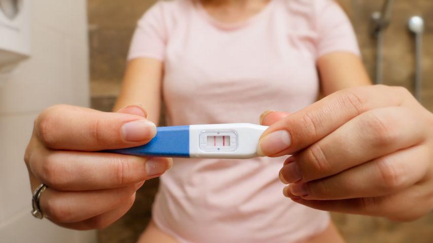 Wczesny test ciążowy wykrywa ciążę na jej początkowym etapie