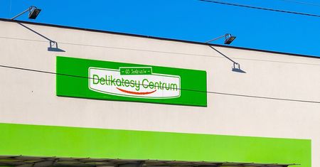 Od czwartku 23 października w Delikatesach Centrum. Znicze od 2,59 zł za sztukę