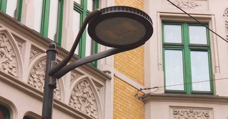 Chorzów. Z Wolności zniknęły świetlne kule. Ale jest jaśniej i bezpieczniej