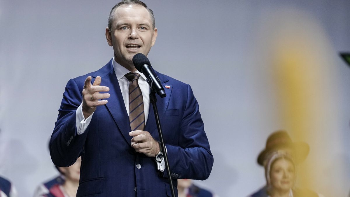 Karol Nawrocki utrzymuje wysokie poparcie w drugim miesiącu prez