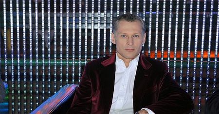 Kozyra zagra nazistę!