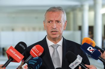 Dokumenty przekazane. Dobrzyński podaje, co dalej z zatrzymaniem Ziobry