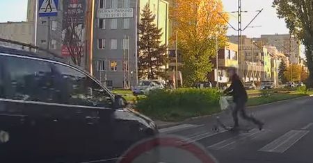 Milimetry od tragedii we Wrocławiu. Chłopiec prawie zginął na pasach