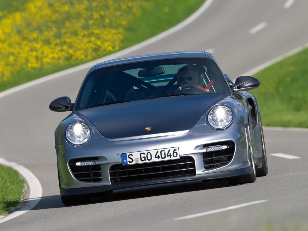 Porsche 911 GT2 RS - supertest