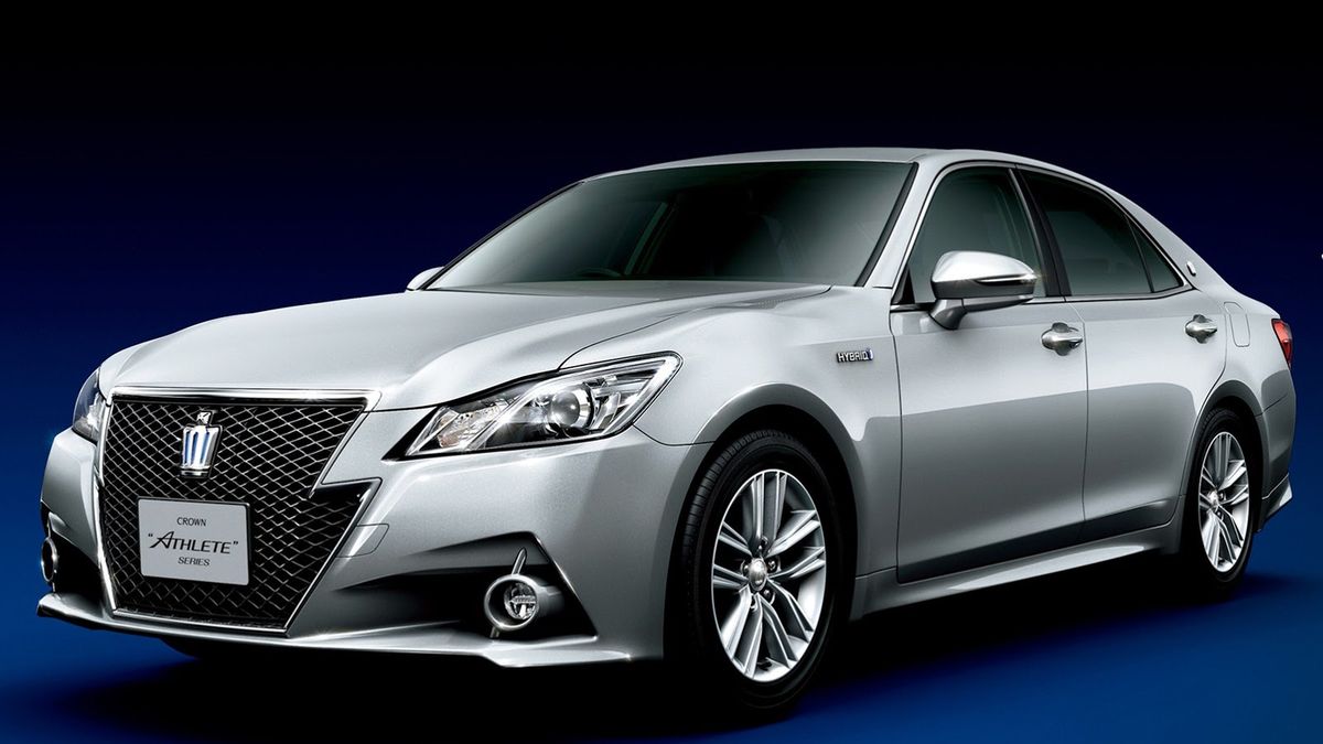 2013 Toyota Crown Athlete