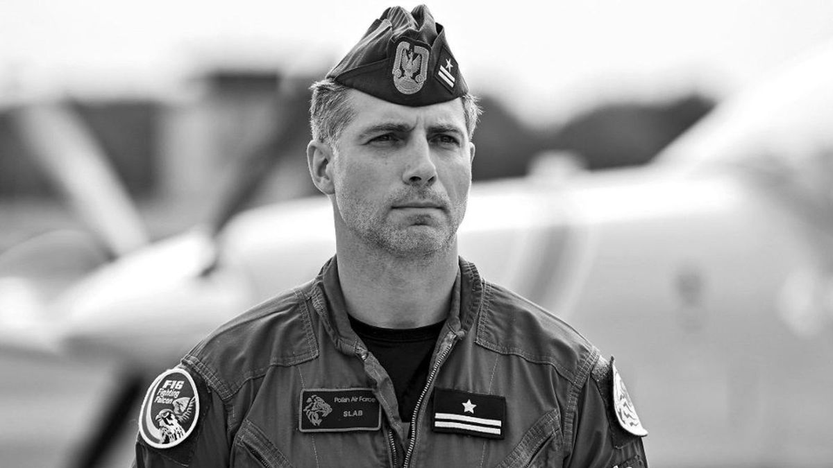 Mjr Maciej Krakowian zginął podczas katastrofy w Radomiu