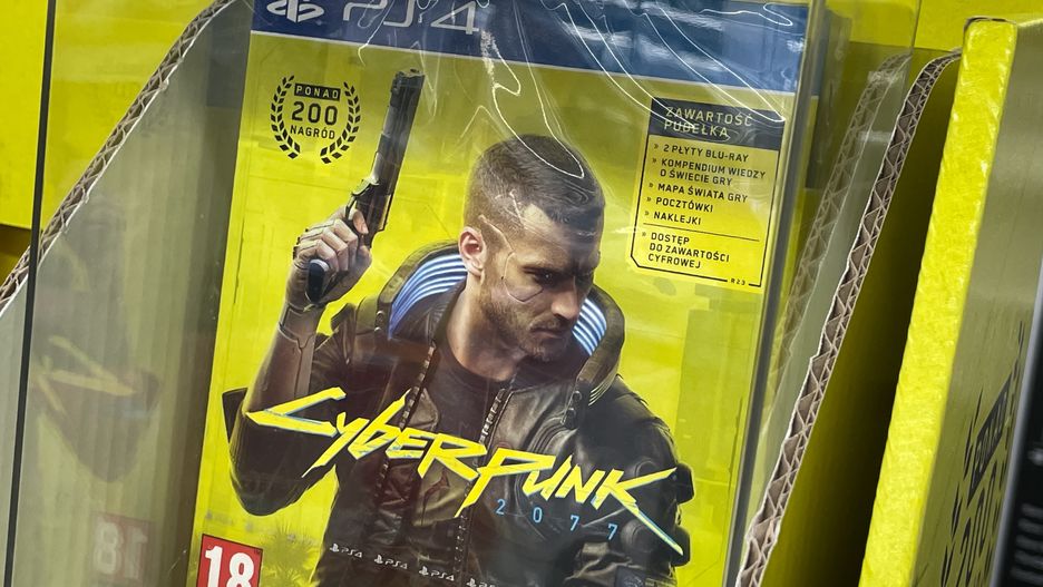 Pudełkowa wersja Cyberpunk 2077 na PS4