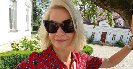 Gwiazdy noszą ją zamiast marynarki. Najgorętszy trend na lato