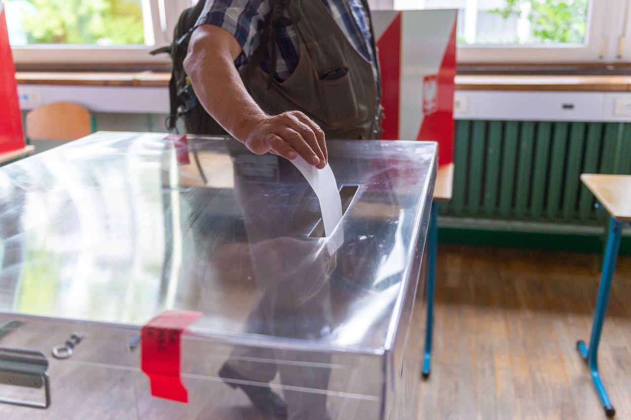 Wybory prezydenckie 2025. Jak głosować za granicą?