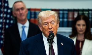 Co z miliardami Trumpa? Wydatki UE na energię z USA niespodziewanie spadły