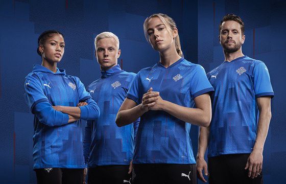 Puma zaprojektowała stroje piłkarskich reprezentacji Islandii