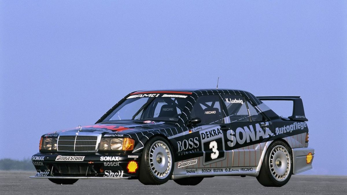 Galeria na 30-lecie Mercedesa-Benza 190/190E (W201) 1