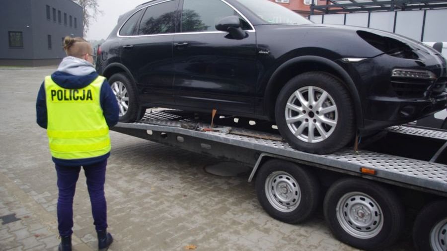 43-latek kierujący lawetą wykazał się całkowitą głupotą