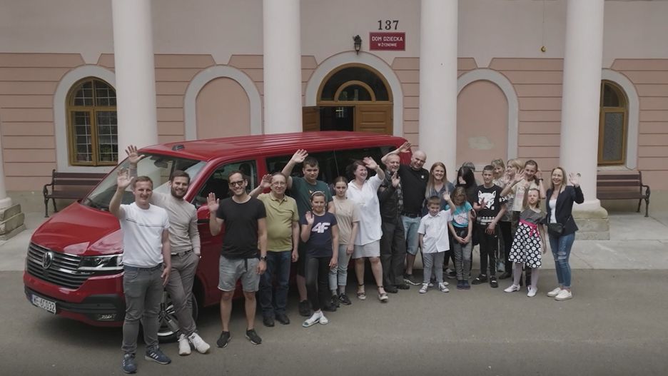 Dom Dziecka w Żyznowej otrzymał od Wirtualnej Polski nowy samochód