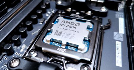 AMD Ryzen 7 7800X3D i 9800X3D w niższych cenach. Teraz opłaca się kupić