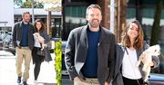 Szczęśliwy Ben Affleck spaceruje po Los Angeles z nową dziewczyną i jej psem (ZDJĘCIA)