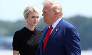 Kim jest Natalie Harp? O asystentce Trumpa mówi cały świat