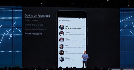 Facebook zachęca do randkowania