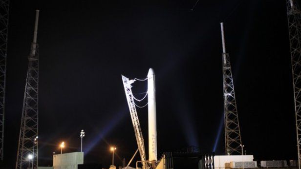 Co dokładnie opóźniło start SpaceX? 1