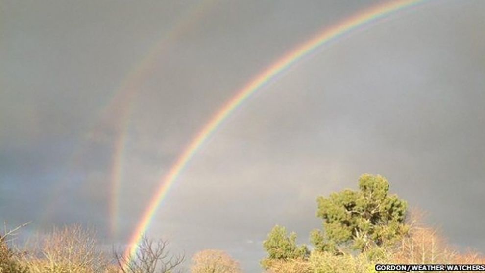Trzy tęcze sfotografowane na jednym zdjęciu. Było ich tylko 5 przez 250 lat 1