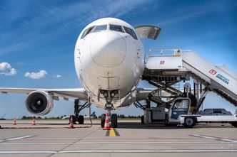 Polskie schody do samolotów na lotniskach w Ukrainie? "Nie boimy się konkurencji"