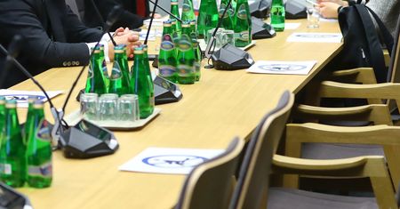 Przekąski dla ministerstw. Zakupy nawet w pandemii
