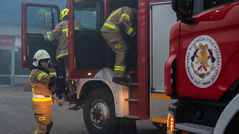 Pożar Biedronki w Radomiu. Wyprowadzano pracowników