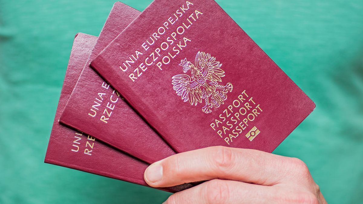 Rekordowy rok. Rośnie liczba nadanych obywatelstw. "To rarytas"