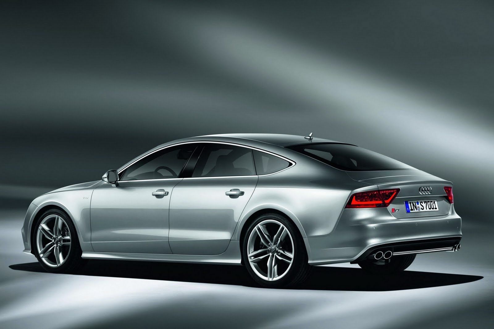 Audi-S7