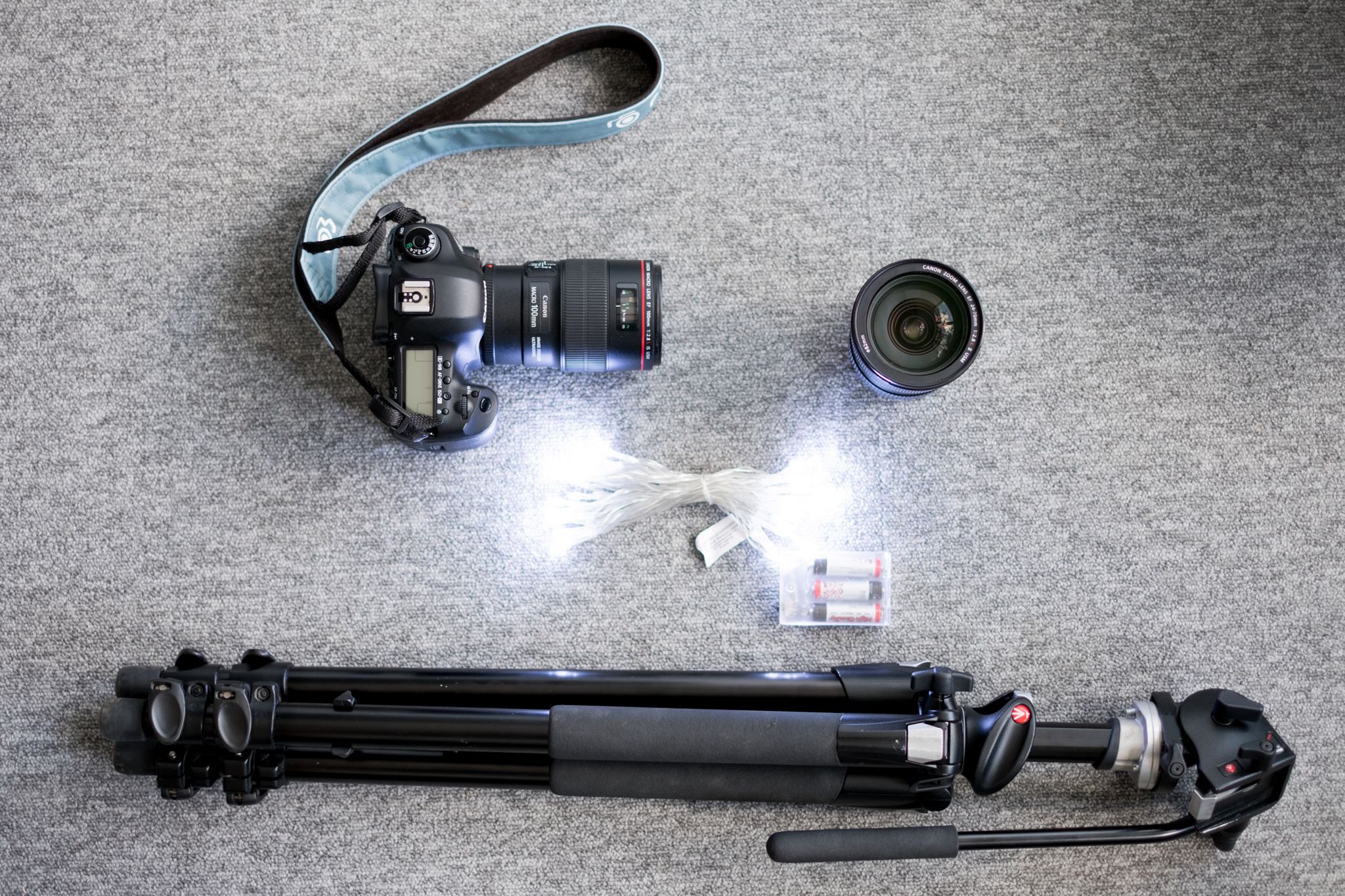 Lampki choinkowe, aparat, akcja! Prosty sposób na piękne portrety z przednim bokeh 2