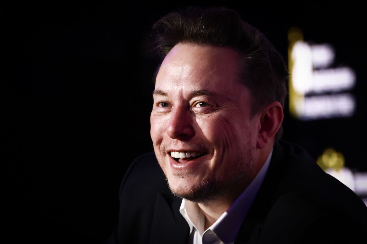Elon Musk takes on OpenAI and Sam Altman in groundbreaking lawsuit